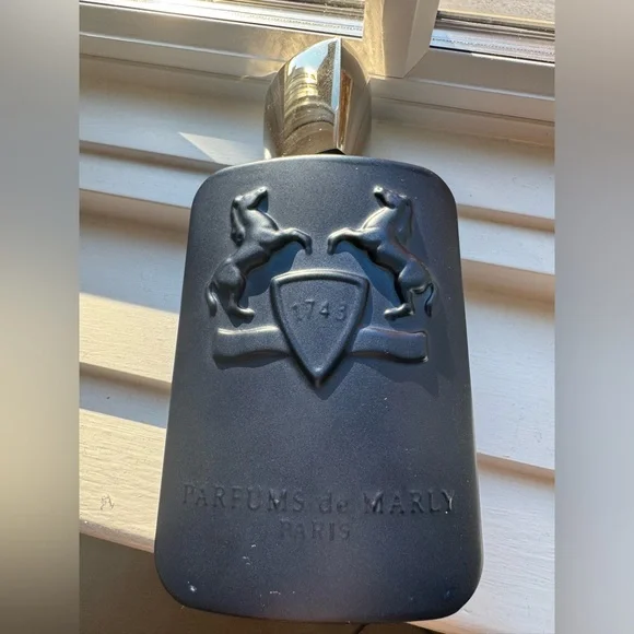 Parfums de Marly Layton Eau de Parfum - Picture 1 of 6